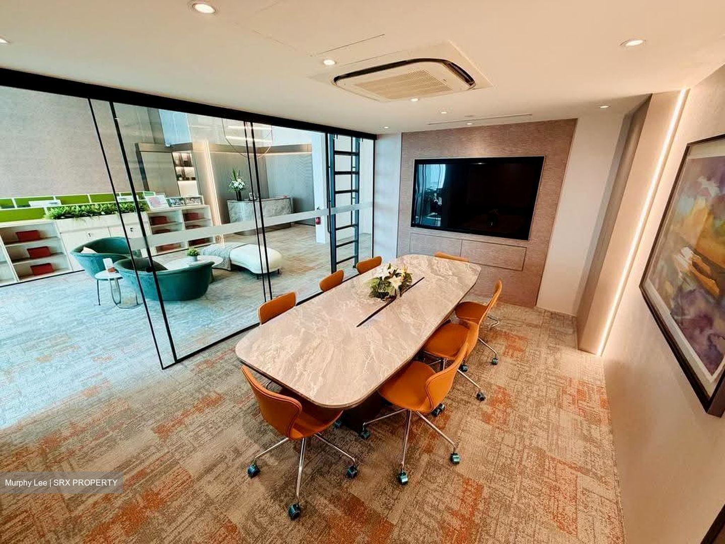 Arc 380 (D8), Office #639373591